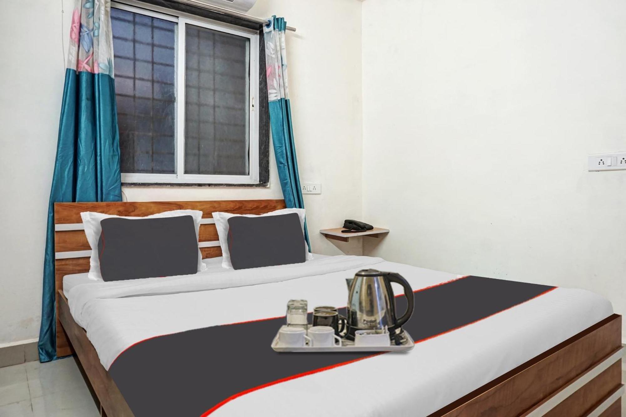 Spot On Hotel Deluxe Hinjawadi Exterior photo