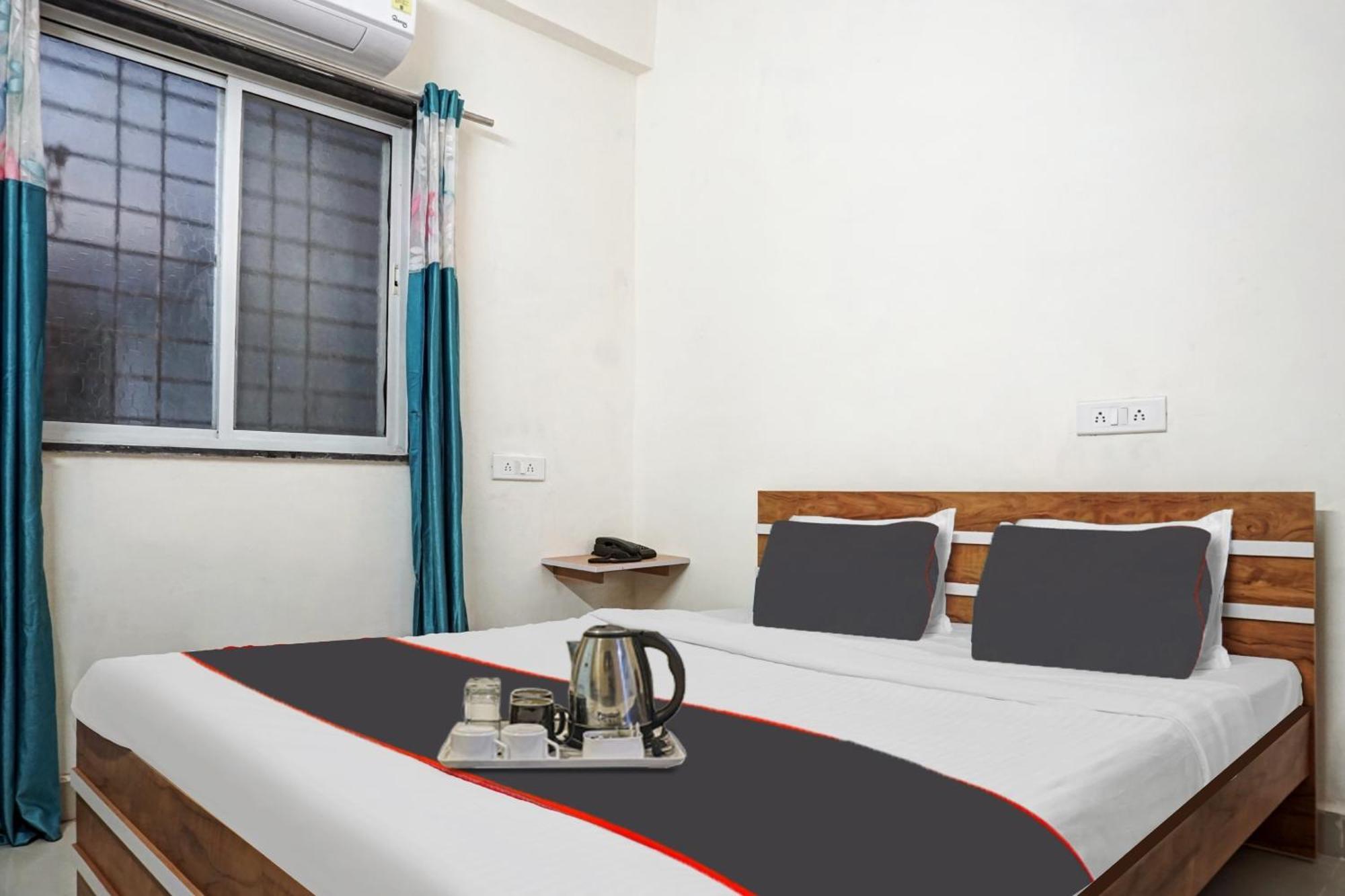 Spot On Hotel Deluxe Hinjawadi Exterior photo